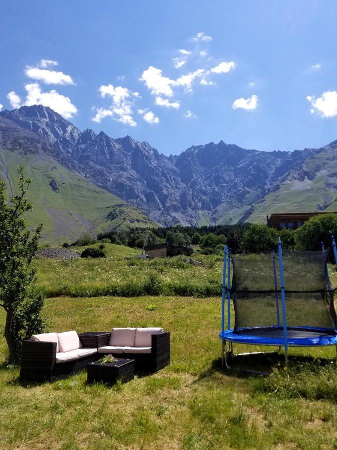 Milla Hotel Kasbegi Buitenkant foto